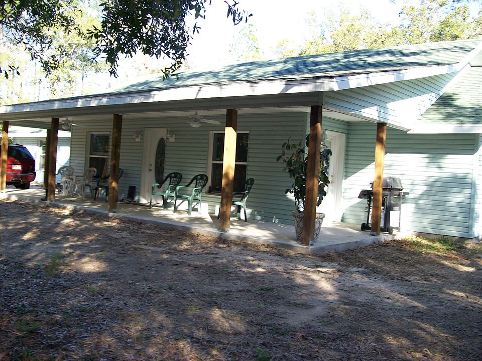 2nd image of 1701 E Blackforest Rd