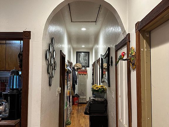 5th image of 7011 Eigleberry St #7011
