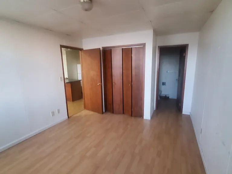 121 State St S #6 — Photo 6