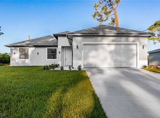 6085 Kumquat Cir, Labelle, FL 33935