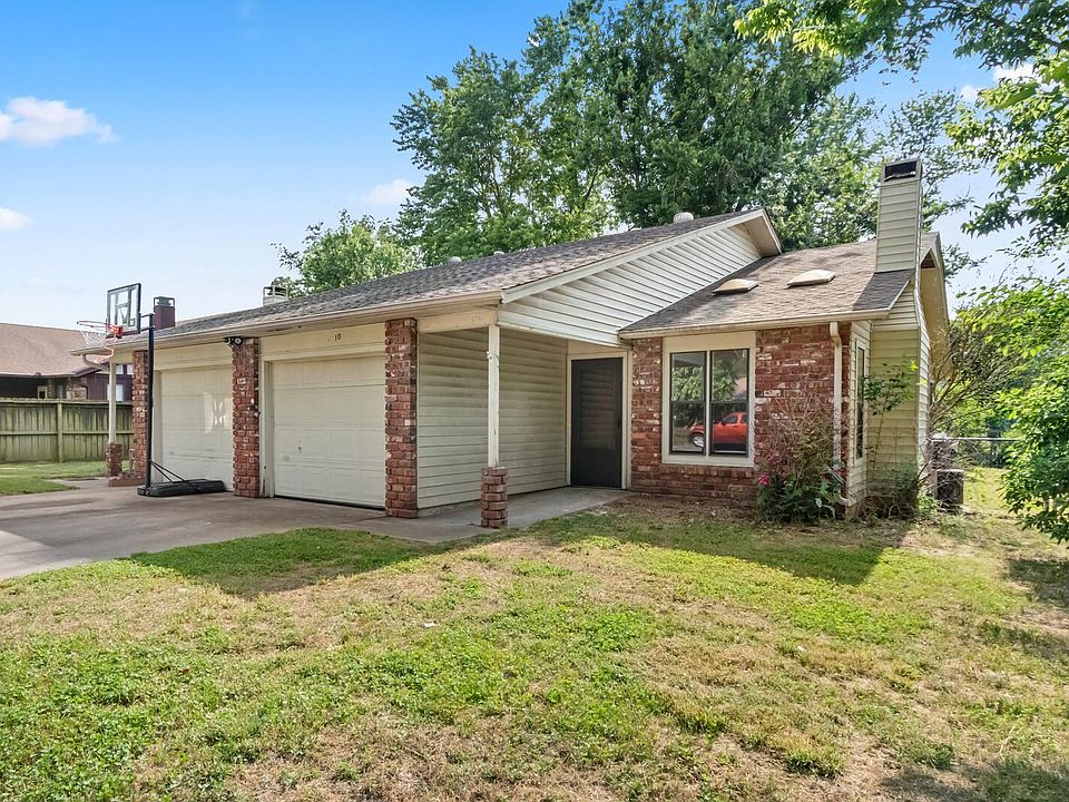 1st image of 810 Turtle Creek Dr