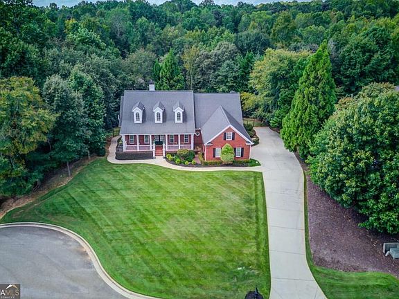 3rd image of 5622 Good Hope Dr