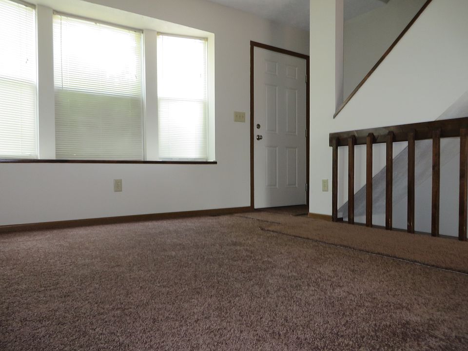 1st image of 818 Annagladys Dr