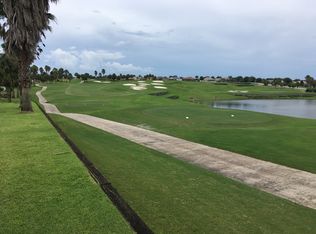 525 Inner Cir, The Villages, FL 32162