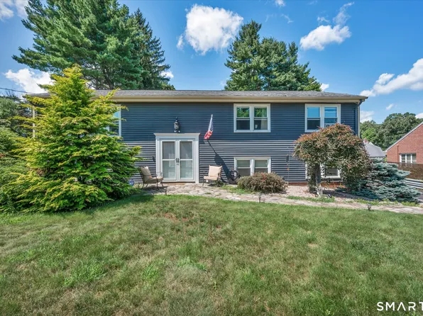 25 Spruce Street, Meriden, CT 06451