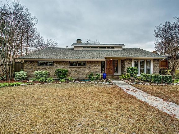 2nd image of 2208 Heather Hill Ln