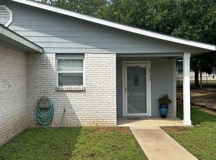 1725 McArthur Ave, Kingsland, TX 78639