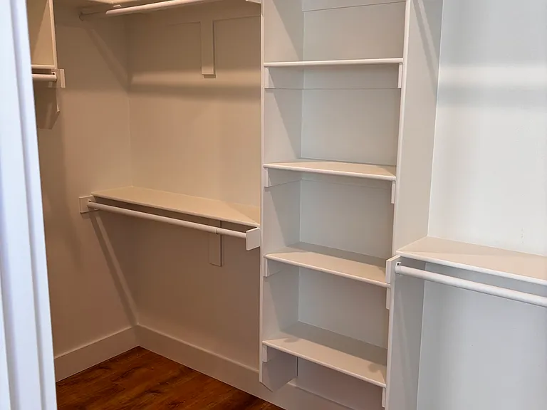 25 Skipton Dr — Photo 2