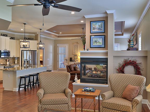 4th image of 3102 Connemara Dr