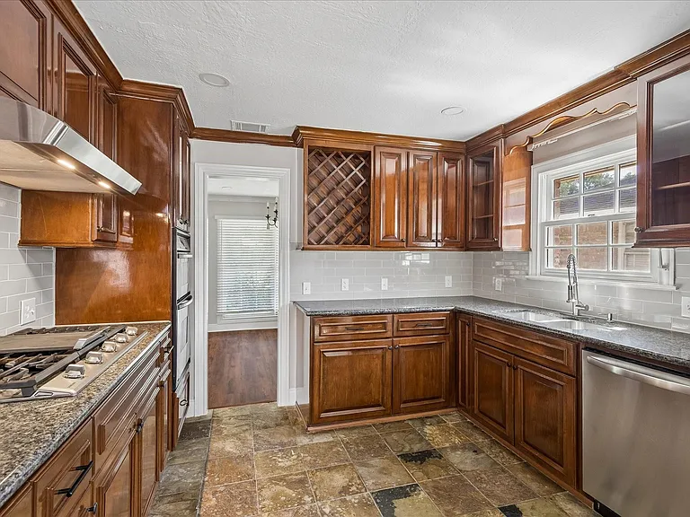 3806 Murworth Dr — Photo 11