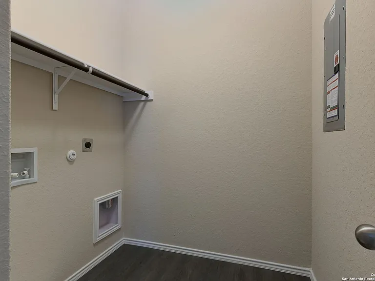 3931 Somers Crst — Photo 20