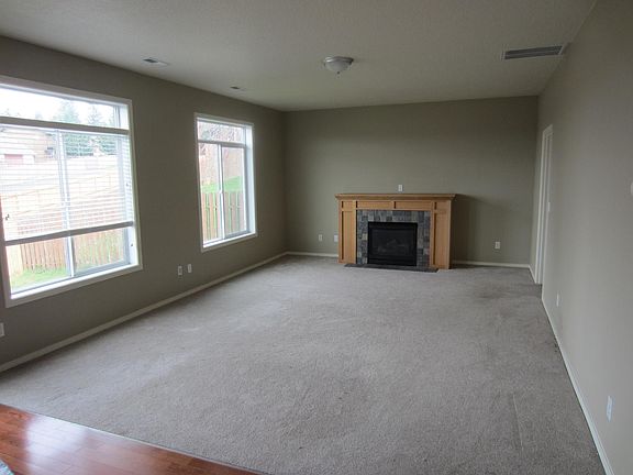 3rd image of 2721 NE 164th Ave