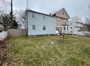 4 Spruce St, Danbury, CT 06810