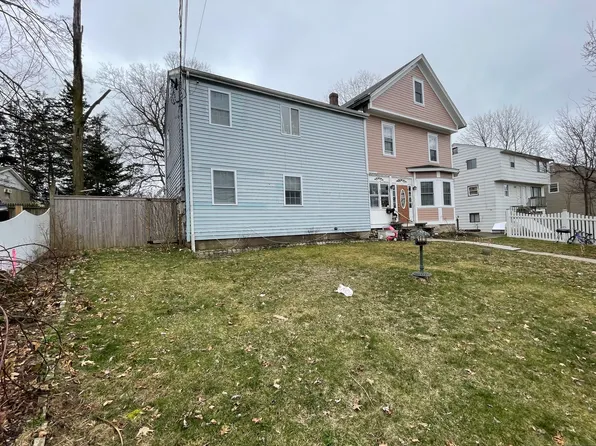 4 Spruce Street, Danbury, CT 06810