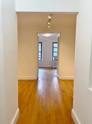 Rented by Paley Management | media 14