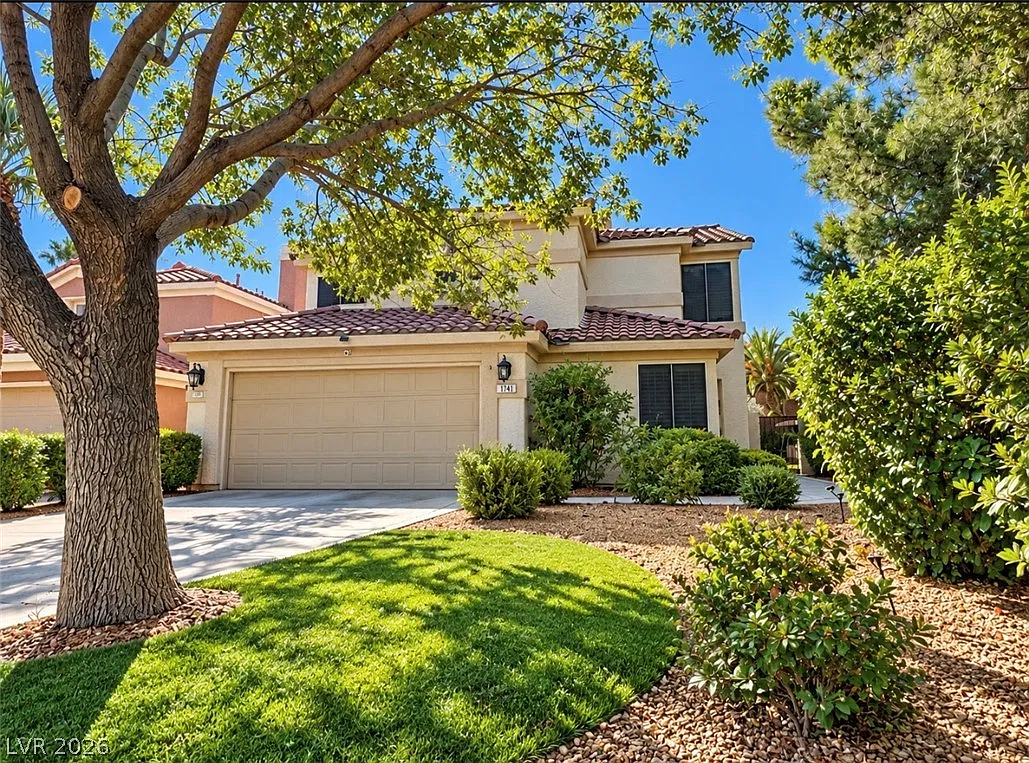4 bed, 3.0 bath, 2522 sqft, $3,000 — Photo 2
