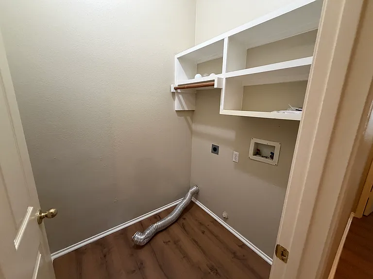 1630 Lagonda Ln — Photo 20