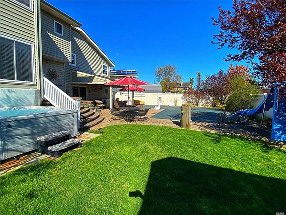2nd image of 61 Cambridge Ct