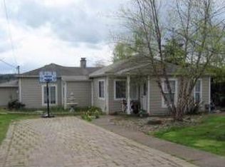 653 SW Oakdale Ave, Dallas, OR