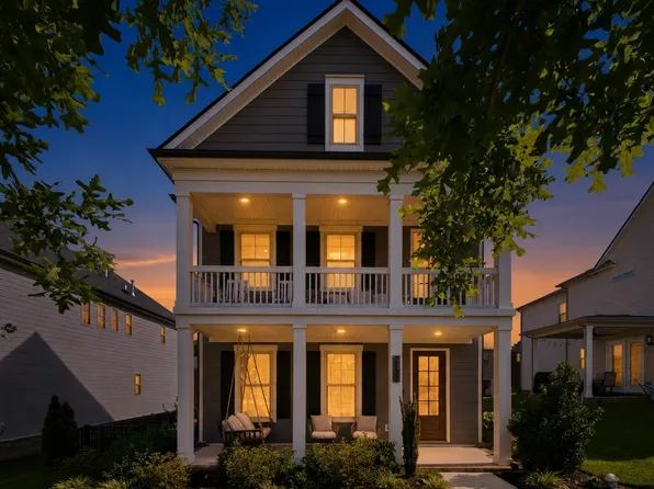 2122 Notchleaf Rd, Antioch, TN 37013