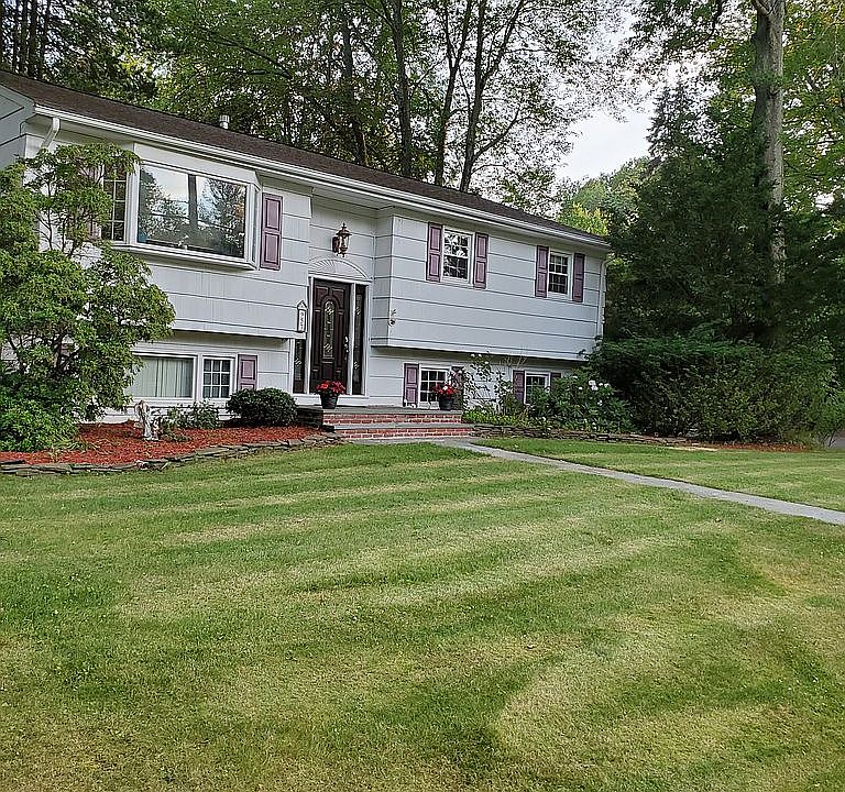 1st image of 57 Muroney Ave