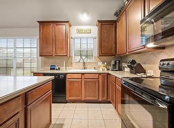 5th image of 3717 Ladera Dr