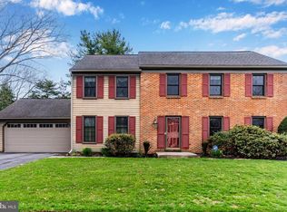 6334 Pennsboro Dr, Mechanicsburg, PA
