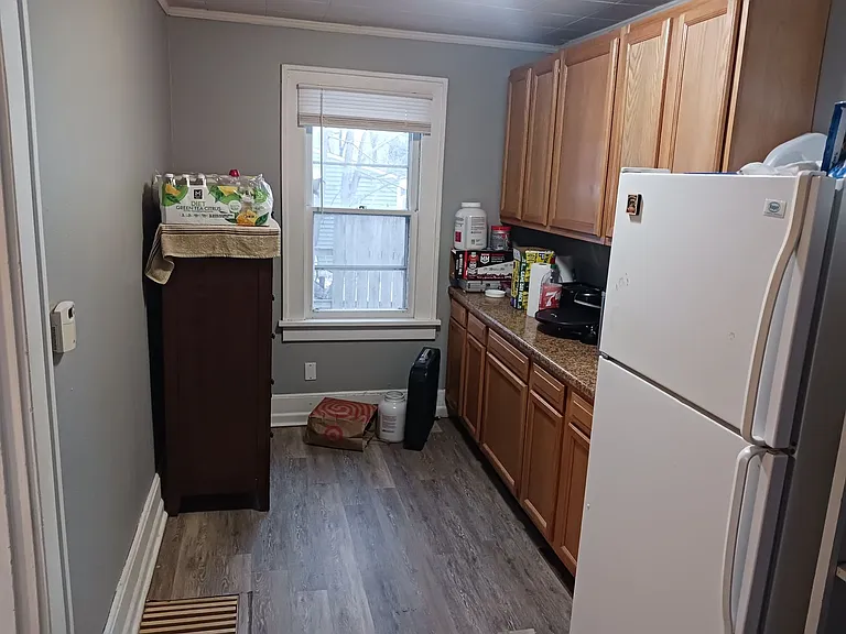 110 S Wilmoth Ave — Photo 5