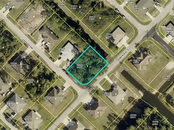 5104/5106 29th St SW, Lehigh Acres, FL 33973