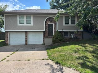 505 S 5th Ter, Odessa, MO 64076