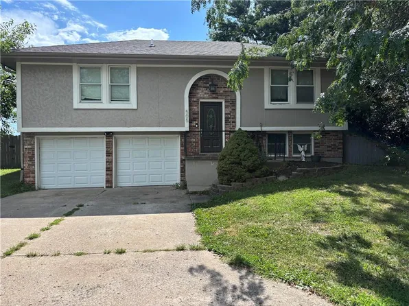 505 S 5th Ter, Odessa, MO 64076