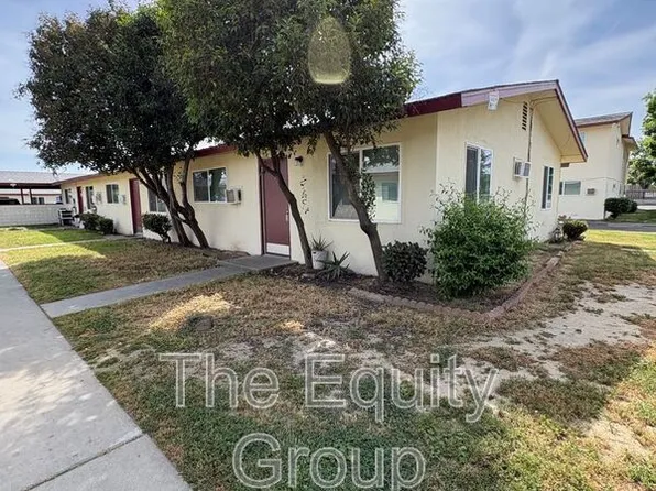 340 S Blackstone St APT D, Tulare, CA 93274