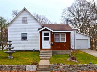 721 Water St, Ligonier, IN 46767