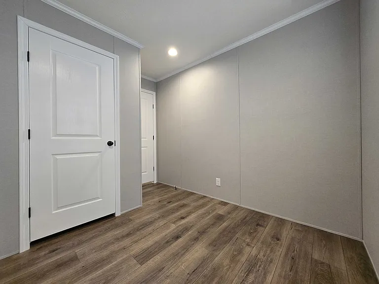 29800 Guilford Cir #414 — Photo 27