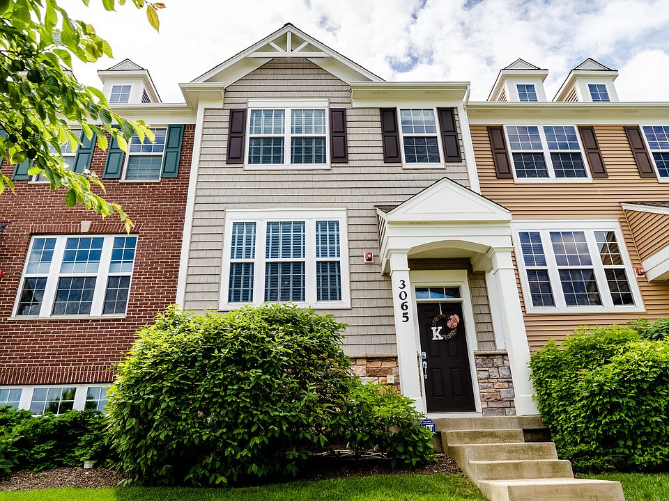 1st image of 3065 Coral Ln #40-4