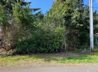 212 Queets St SW, Ocean Shores, WA