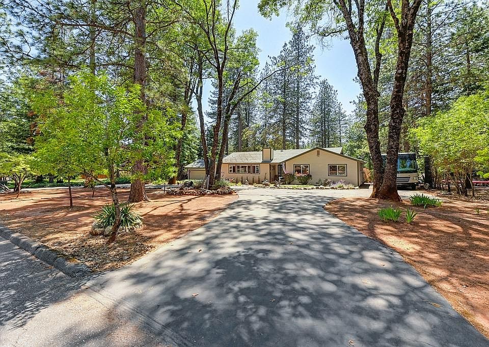 1st image of 5777 Silverleaf Dr