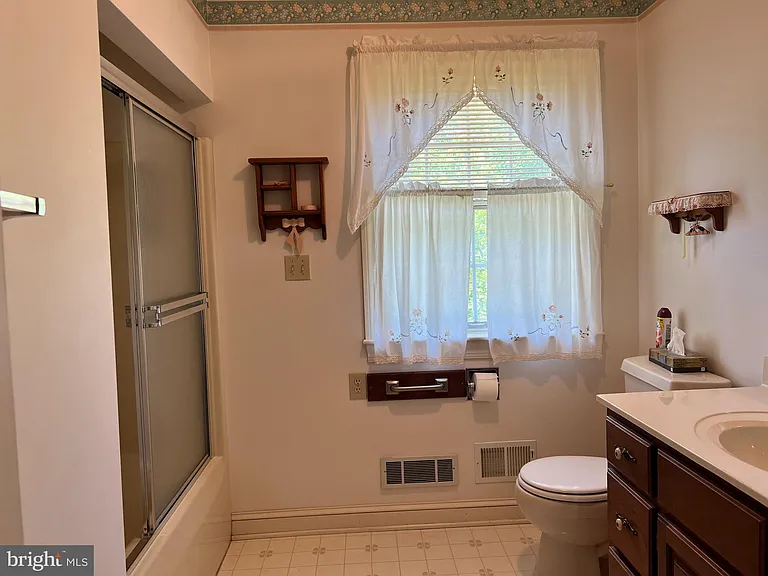 10319 Harmony Rd — Photo 27