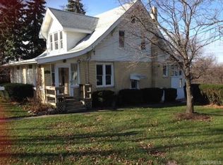 6219 Old Niagara Rd, Lockport, NY 14094