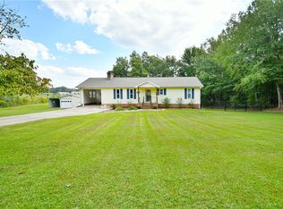 222 Evans Rd, Easley, SC 29640