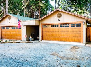 6180 Pine St, Pollock Pines, CA 95726