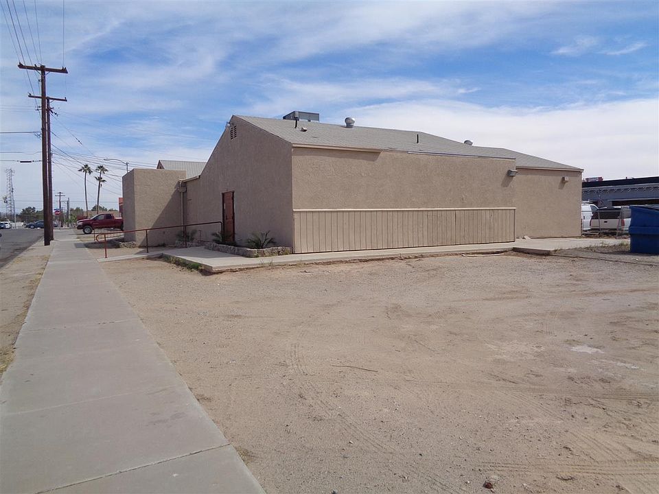 2nd image of 475 W 13th St