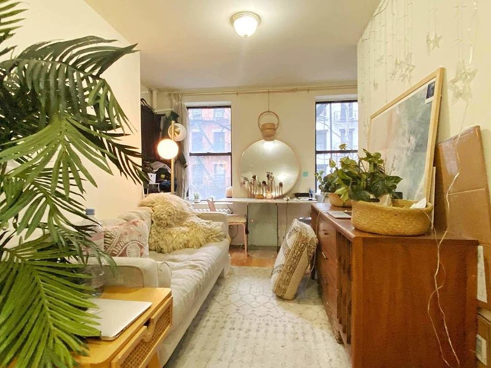 1st image of 438 E 9th St APT 2