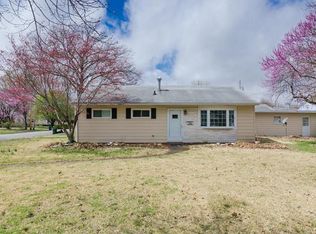 1425 Ladd Ave, Wood River, IL 62095