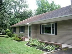 1199 W Front St photo 1