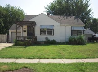 844 N Old Manor Rd, Wichita, KS 67208