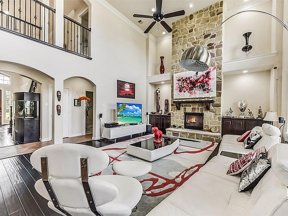 5th image of 13918 Majestic Spring Ln