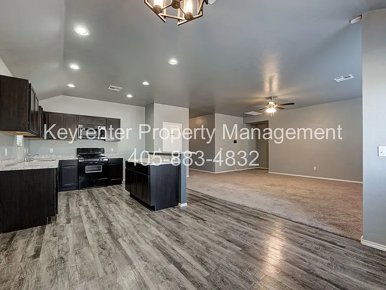 2029 W Antler Way — Photo 15
