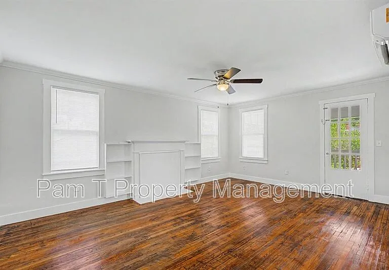815 E 32nd St #B — Photo 6