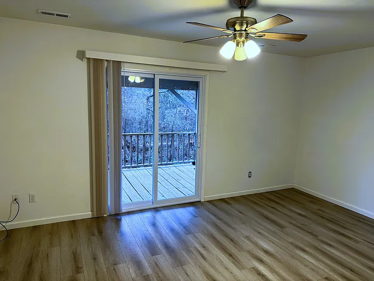 1401 Stratton Place Dr #B — Photo 10